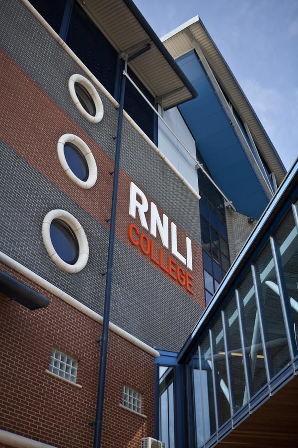 Готель Rnli College Пул Екстер'єр фото